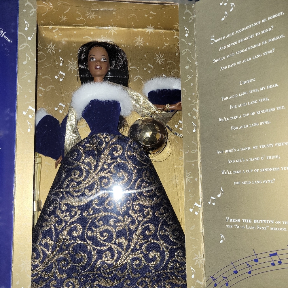 Vintage Mattel Barbie Ring In The New Year- 2001